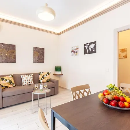 Apartment Hostly- Don Bosco Light Rome